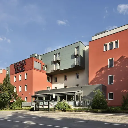 Novina Tillypark Norymberga