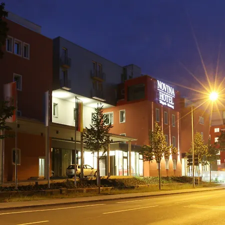 Novina Tillypark Отель