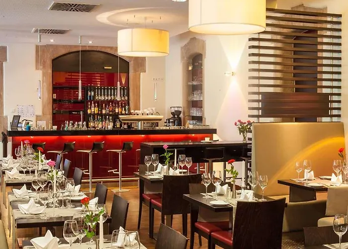 Hotel Novina Tillypark