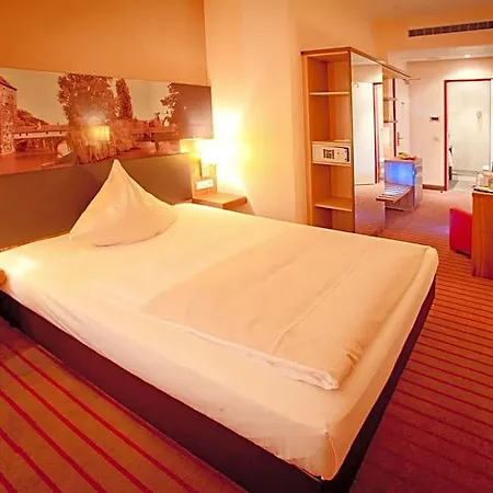 Hotel Novina Tillypark Núremberg