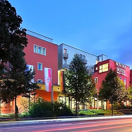 Novina Tillypark Hotel
