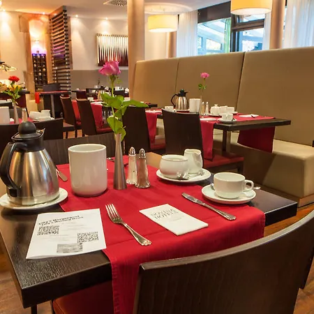 Novina Tillypark 4* Нюрнберг