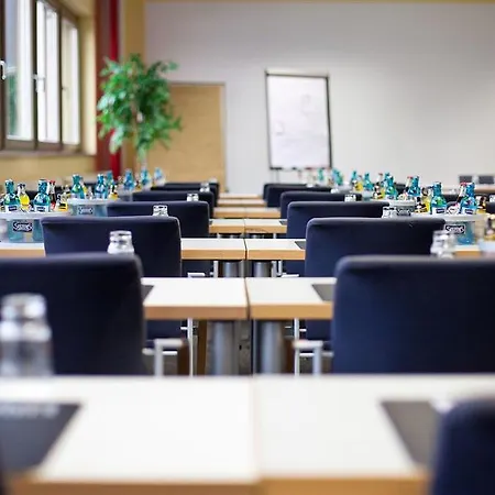 Novina Tillypark 4* Nürnberg