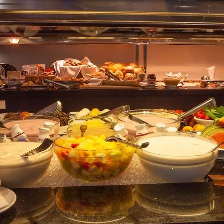 Novina Tillypark 4* Нюрнберг