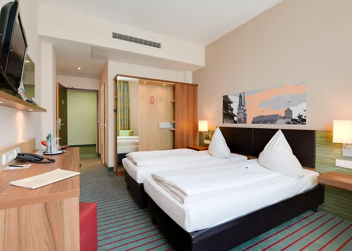 Novina Tillypark Hotel